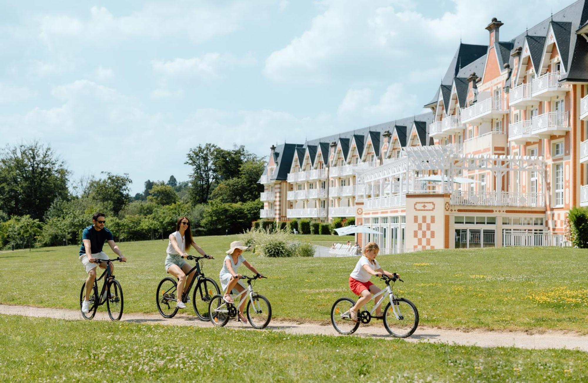 Residence B'O Cottage - B'O Resort Thermal & Spa Bagnoles de l'Orne Normandie Exterior foto
