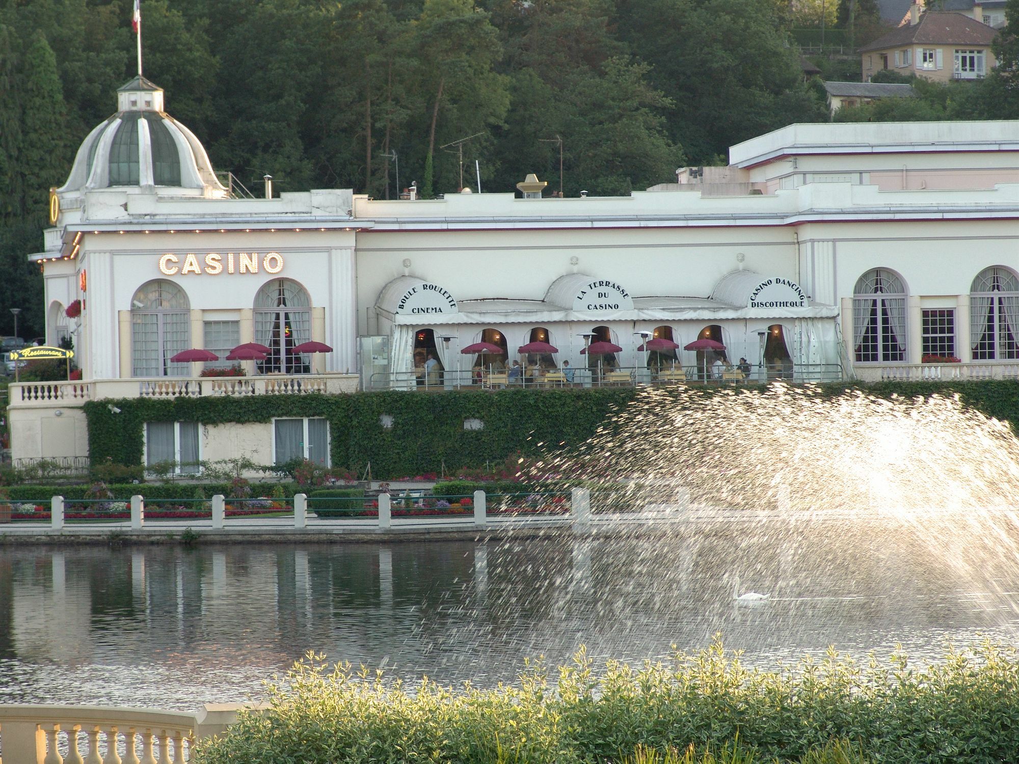 Residence B'O Cottage - B'O Resort Thermal & Spa Bagnoles de l'Orne Normandie Exterior foto